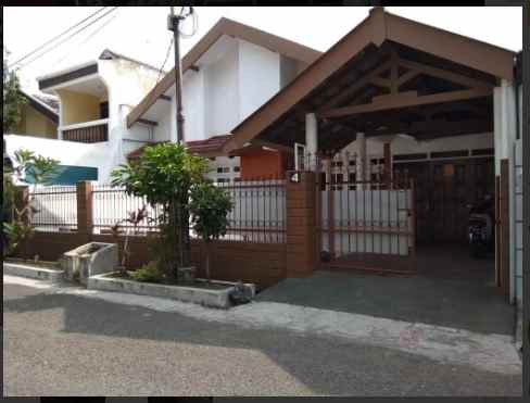 dijual rumah cipta menanggal surabaya