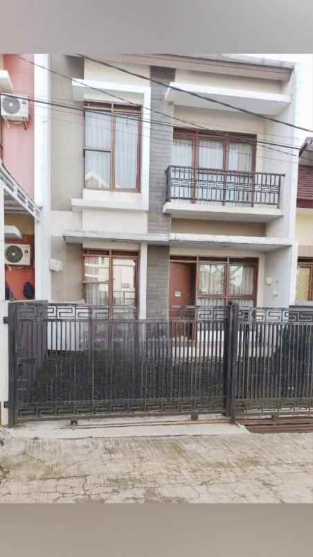 dijual rumah cisaranten kulon