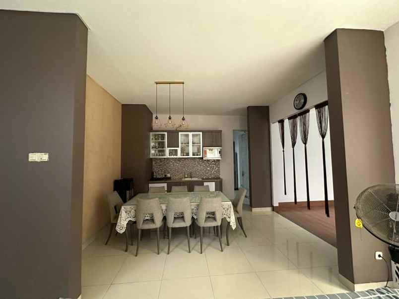 dijual rumah citragran cibubur