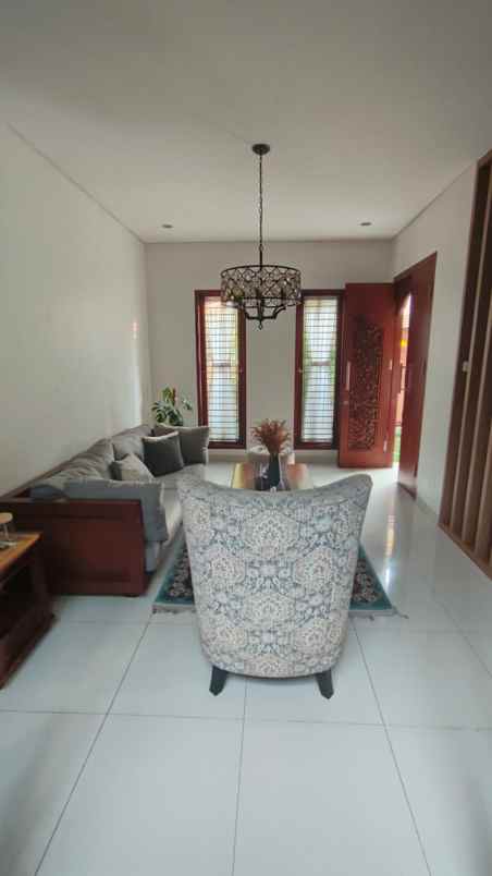 dijual rumah citragran cibubur