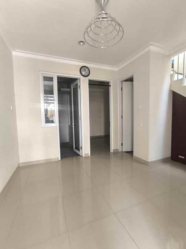 dijual rumah citragran cibubur