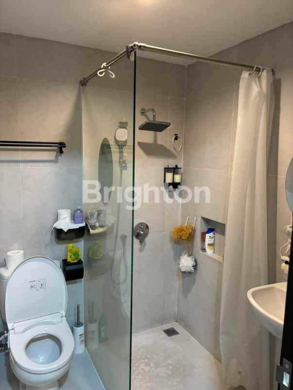 dijual rumah citraland oakwood park