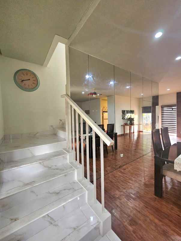 dijual rumah cluster alamanda jgc