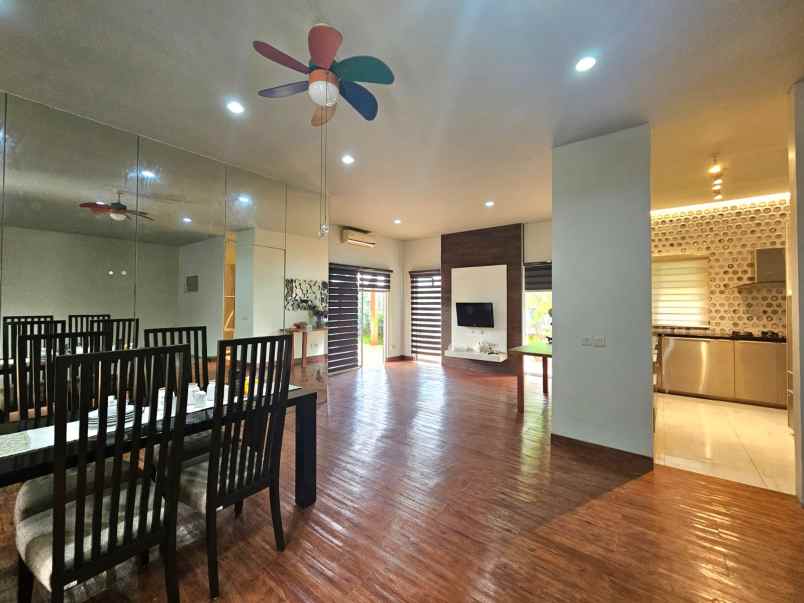 dijual rumah cluster alamanda jgc