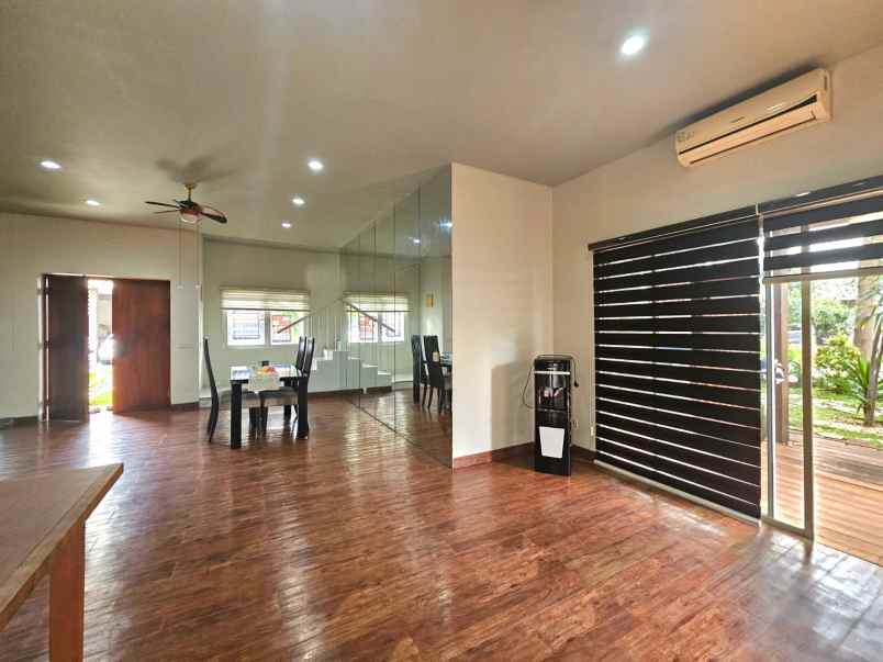 dijual rumah cluster alamanda jgc