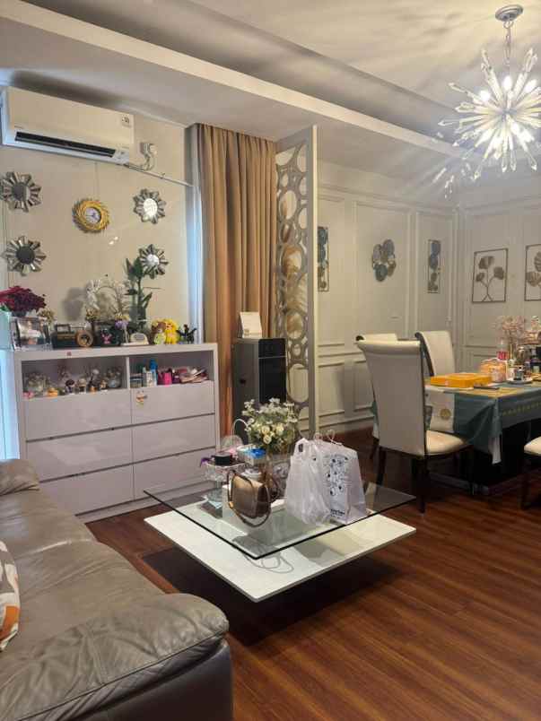 dijual rumah cluster burgundy