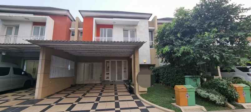 dijual rumah cluster lotus summarecon