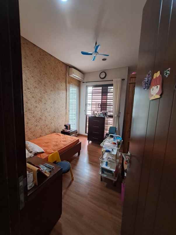 dijual rumah cluster prestigia the