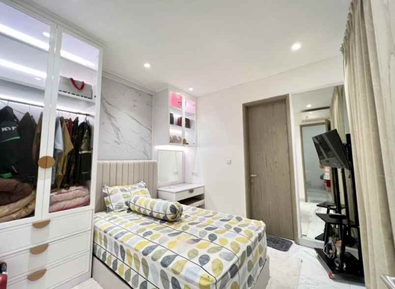 dijual rumah cluster semayang jakarta