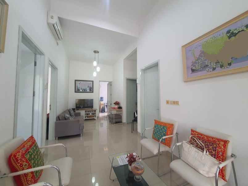 dijual rumah cluster victoria garden