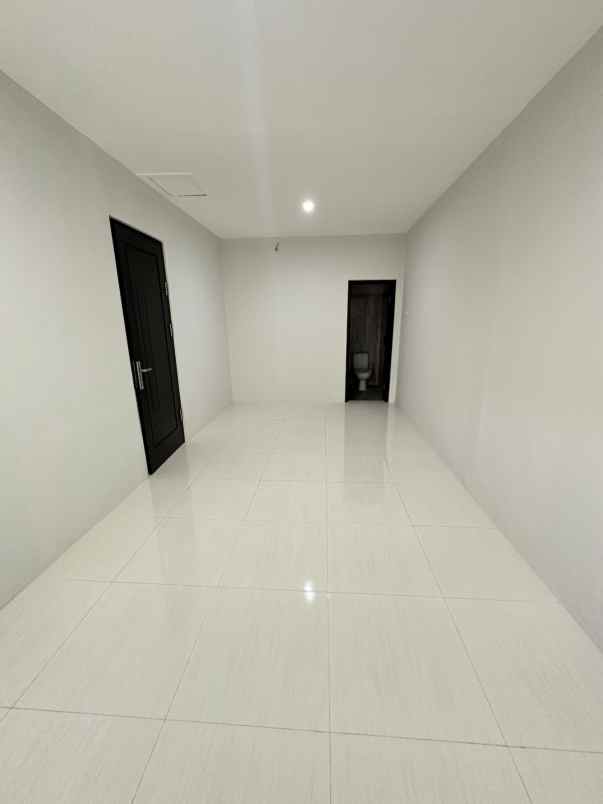 dijual rumah darmo indah selatan