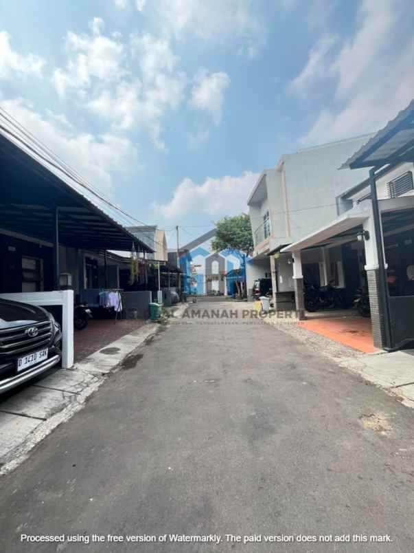 dijual rumah dekat taman kupu kupu