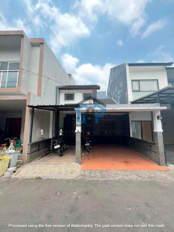 dijual rumah dekat taman kupu kupu