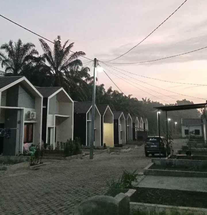 dijual rumah deli tua