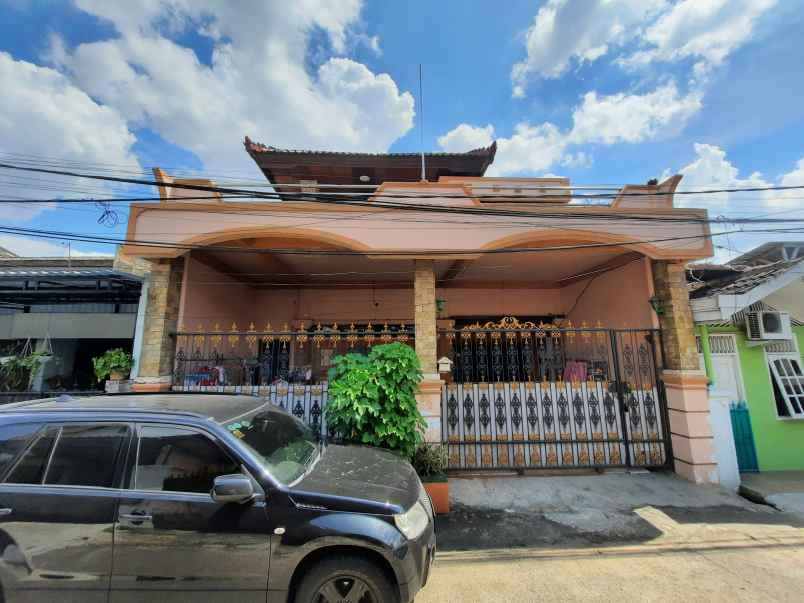 dijual rumah design bali pengayoman tangerang