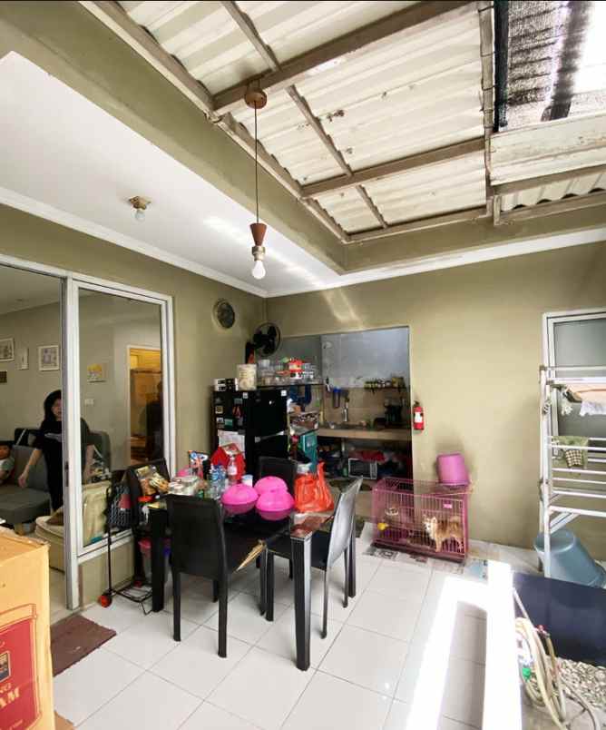 dijual rumah di magnolia village gading serpong