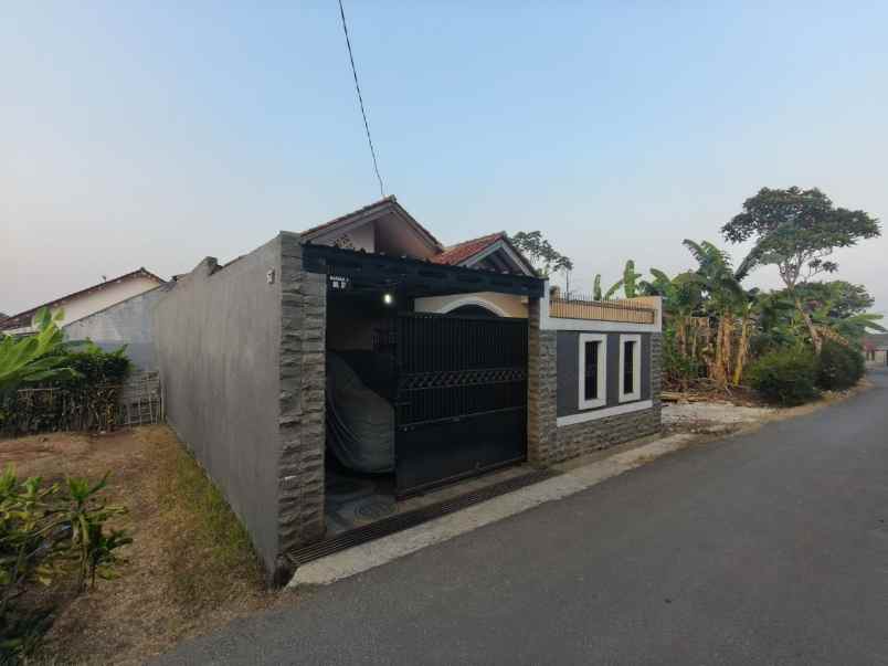 dijual rumah di pasir putih sawangan