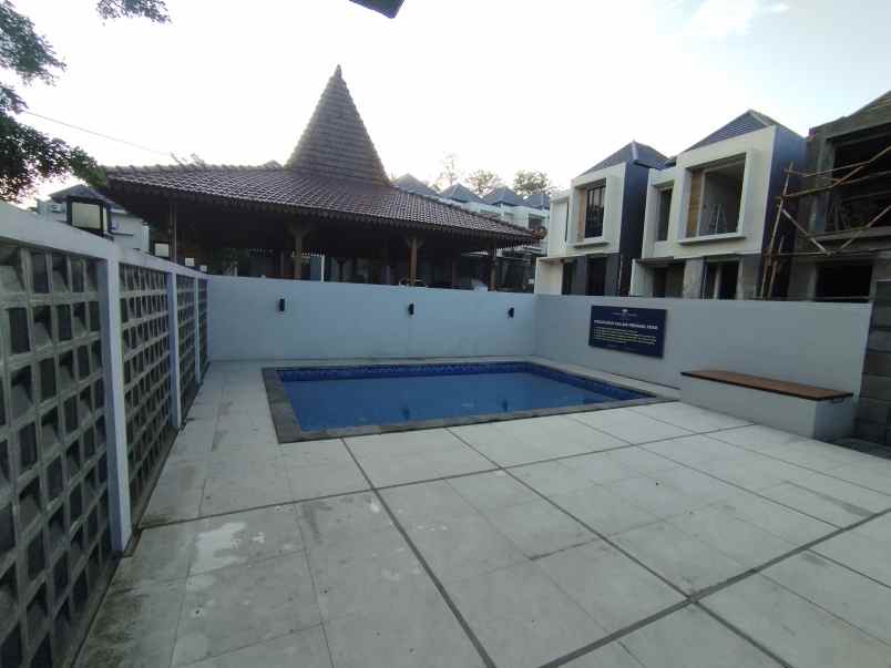 dijual rumah di perumahan bale tentrem ketileng