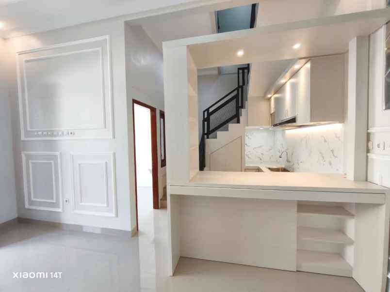 dijual rumah di purbayan gentan sukoharjo