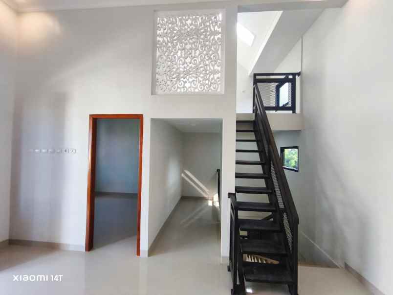 dijual rumah di purbayan gentan sukoharjo