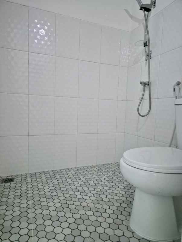 dijual rumah di sawangan harga di bawah njop 2025 bu