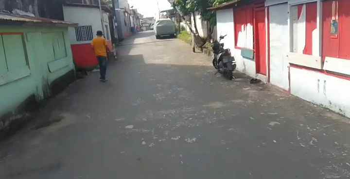 dijual rumah dijual rumah di jl yos
