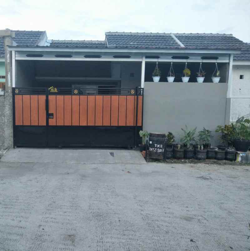 dijual rumah diover kredit rumah di