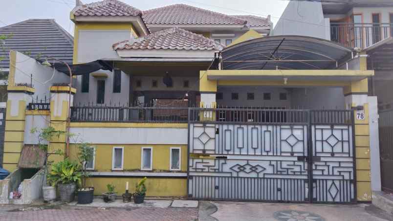 dijual rumah dukuh kupang