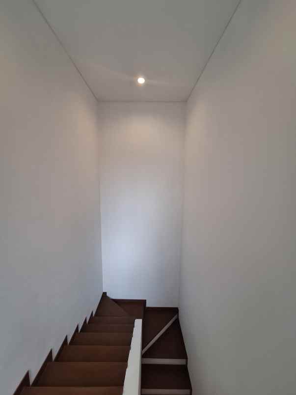 dijual rumah duren sawit jaktim