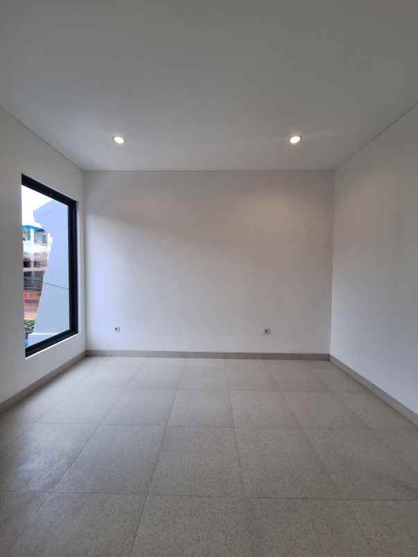 dijual rumah duren sawit jaktim