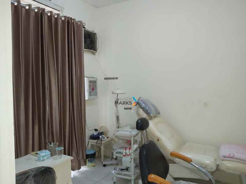 dijual rumah evergreen de parc