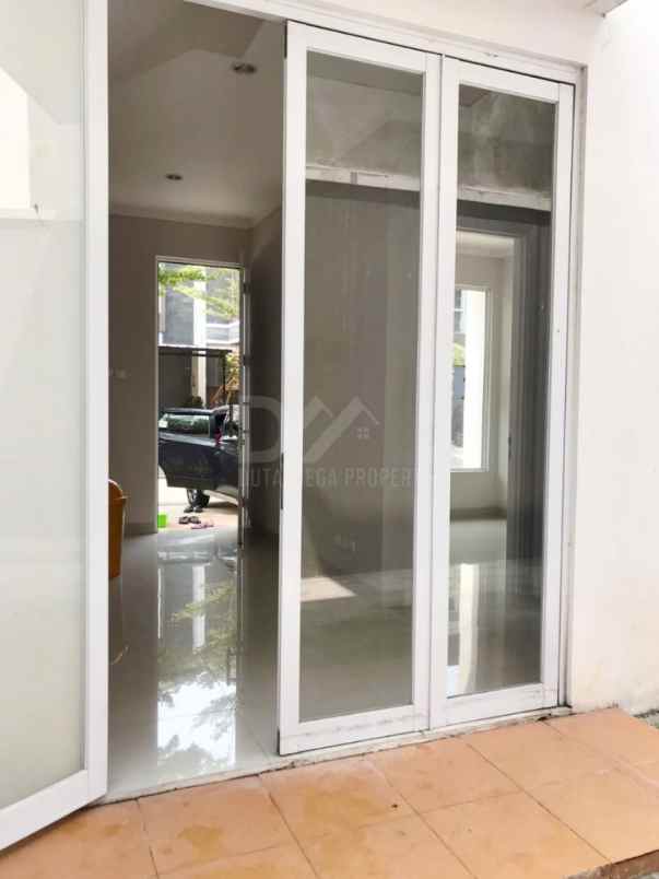 dijual rumah fortune district graha raya