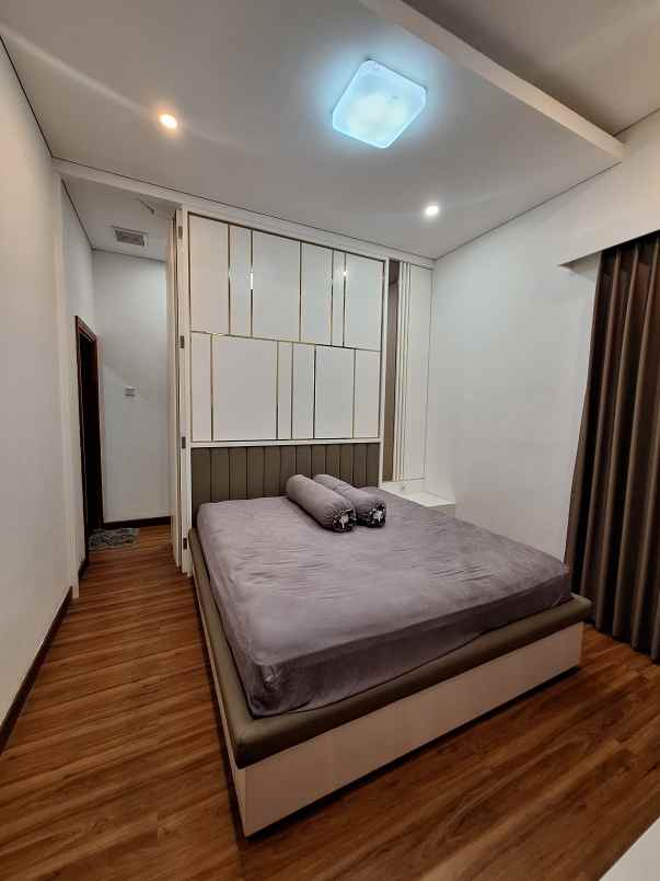 dijual rumah galaxy jaka setia bekasi