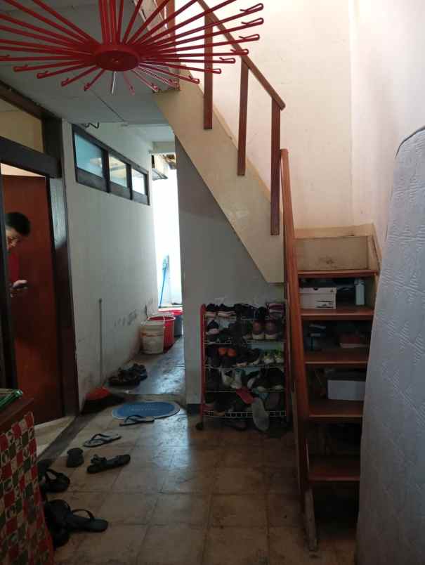 dijual rumah gang cipedes