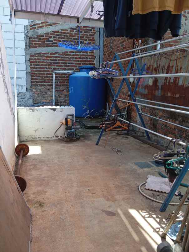 dijual rumah gang cipedes