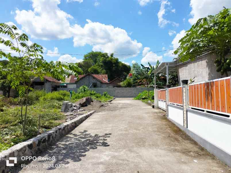 dijual rumah gatak 2 selomartani