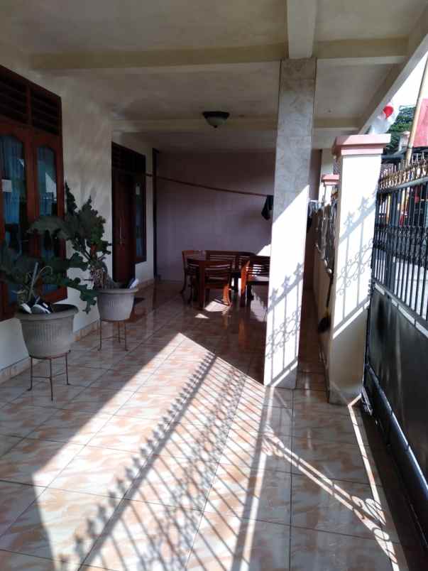 dijual rumah gatam kel hj mena kec