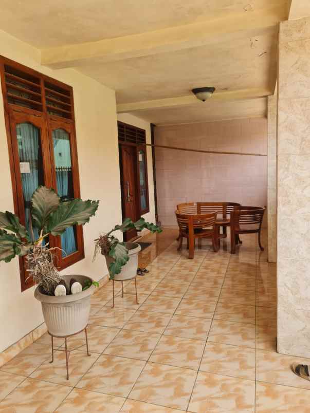 dijual rumah gatam kel hj mena kec