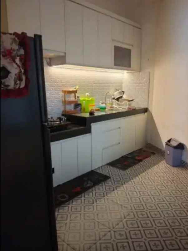 dijual rumah geneve residence depok