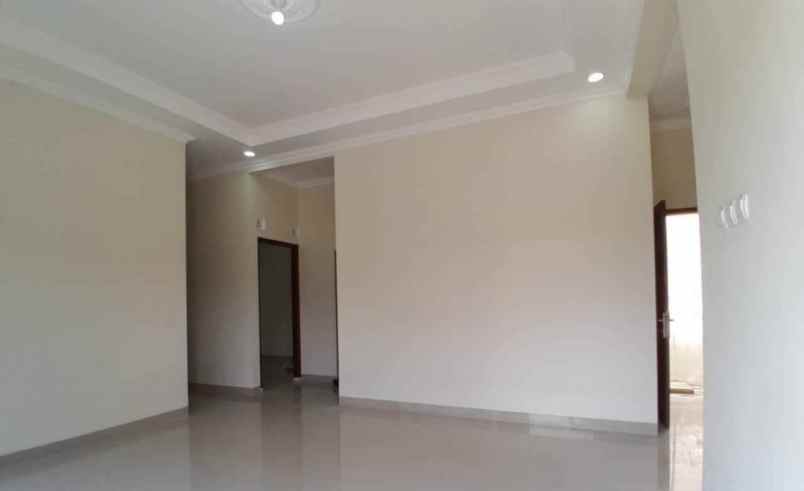 dijual rumah godean