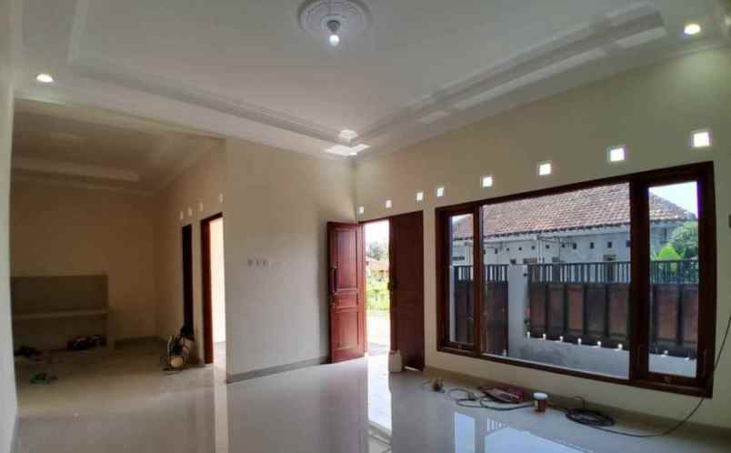 dijual rumah godean