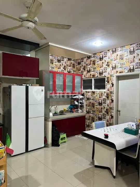 dijual rumah green lake city cluster