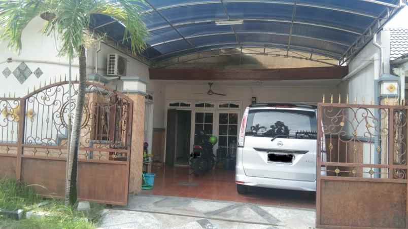dijual rumah griya babatan mukti