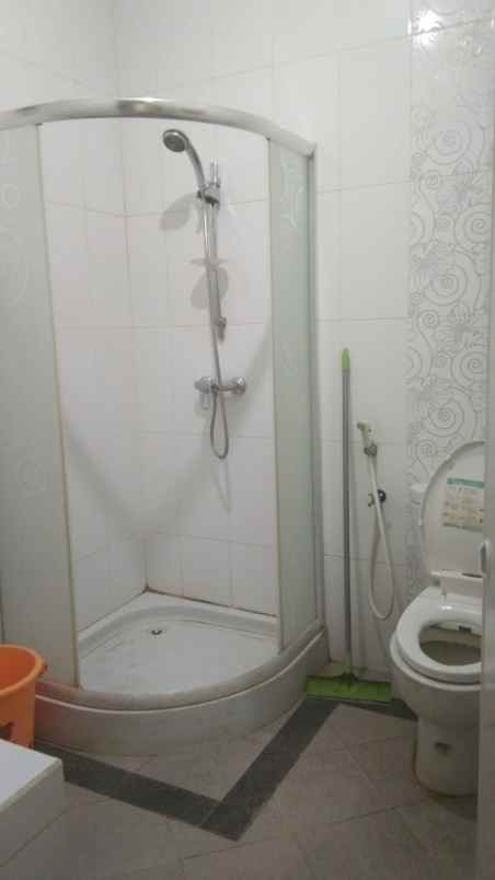dijual rumah griya babatan mukti