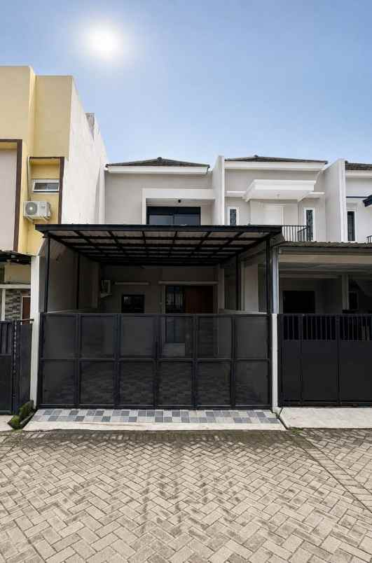 dijual rumah gunung anyar tambak modern