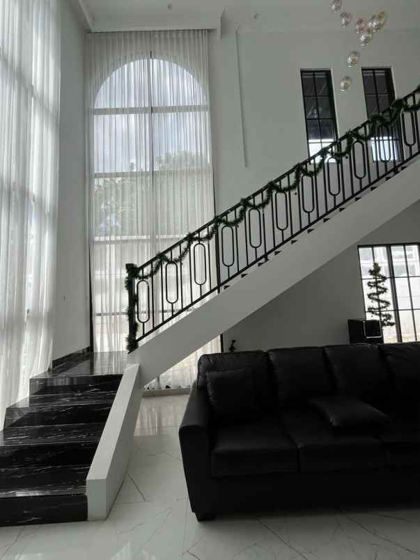 dijual rumah imperial gading sukapura