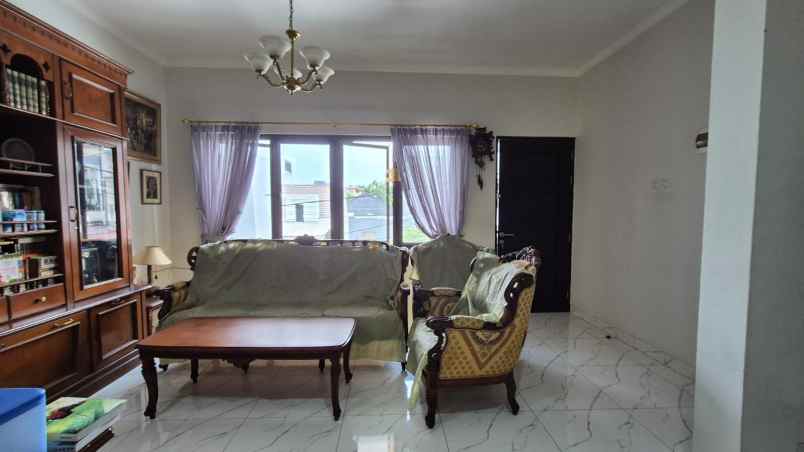 dijual rumah imperial gading sukapura