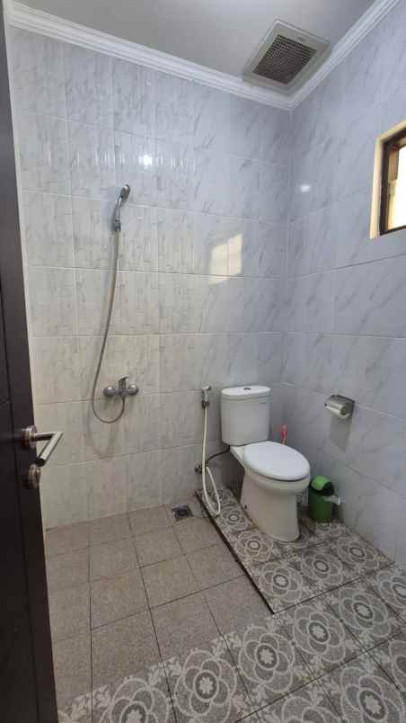 dijual rumah imperial gading sukapura