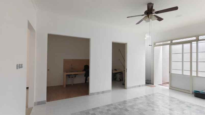 dijual rumah istana mentari