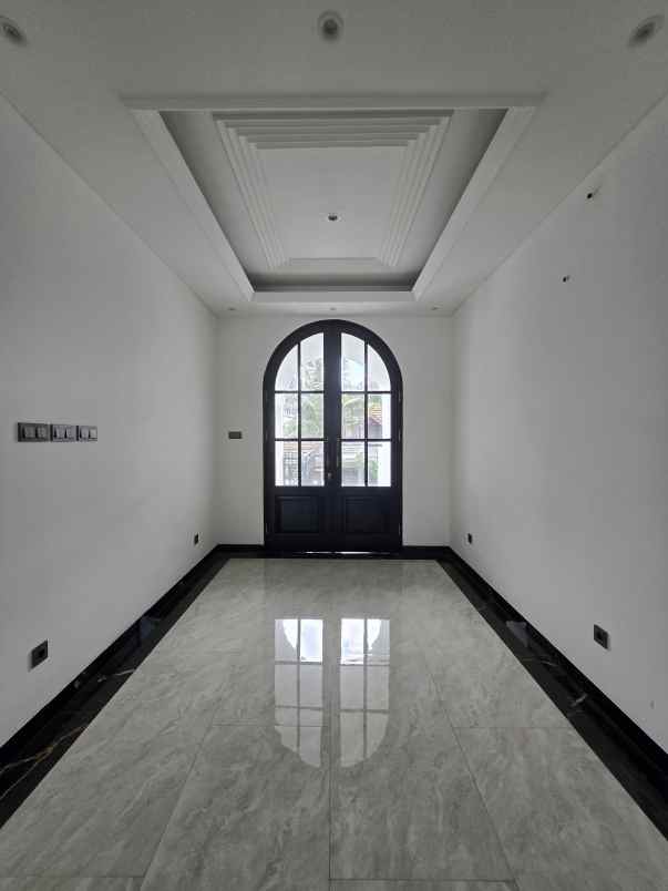 dijual rumah jagakarsa jakarta selatan